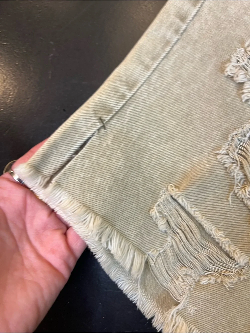 Easel NWOT Boutique Tan Distressed Button Fly Jean‎ Shorts Jorts Sz M Raw Hem